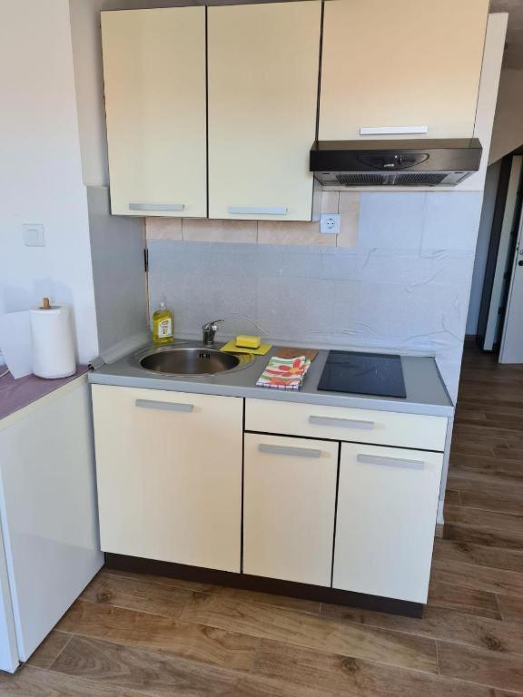 Appartement Milka à Zadar Extérieur photo